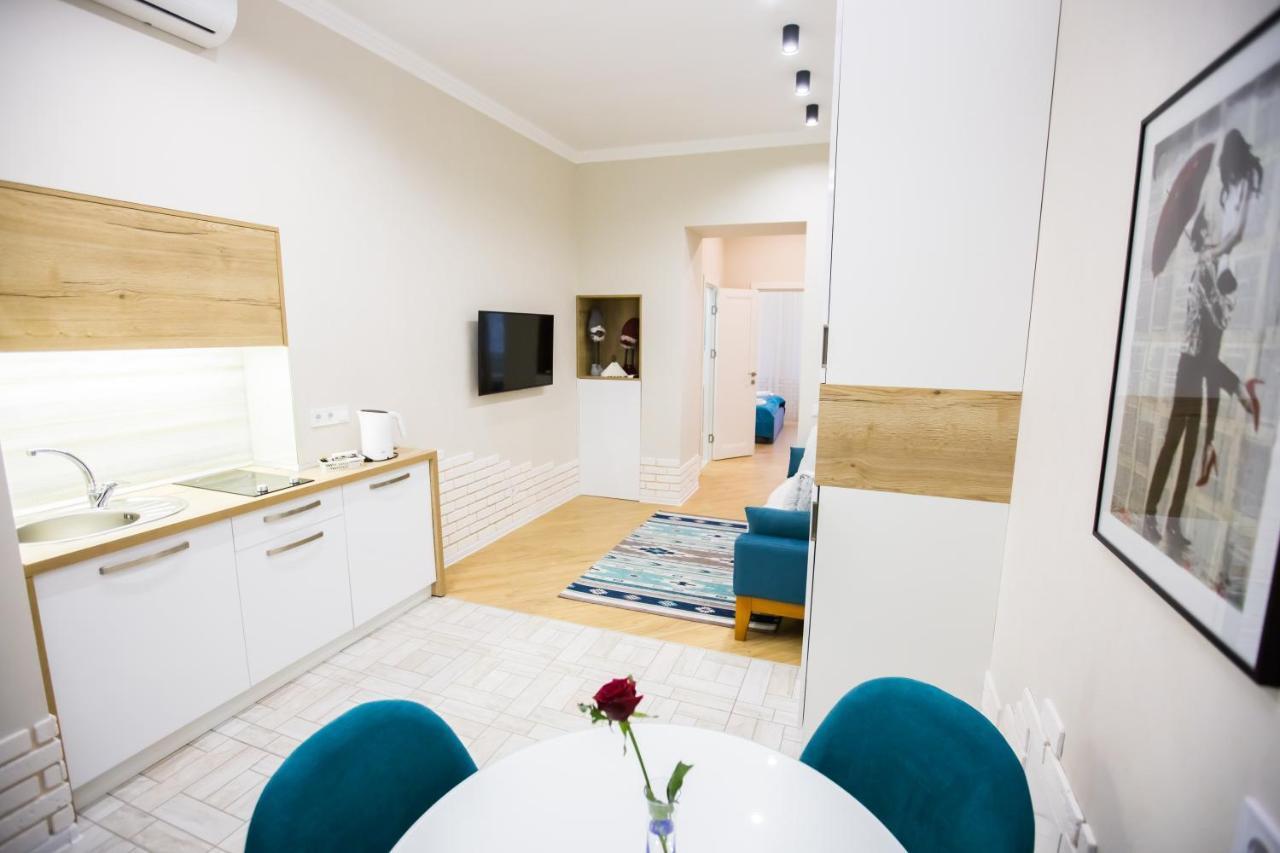 Apartment On Mosyazhna Street 4 Lviv Eksteriør billede